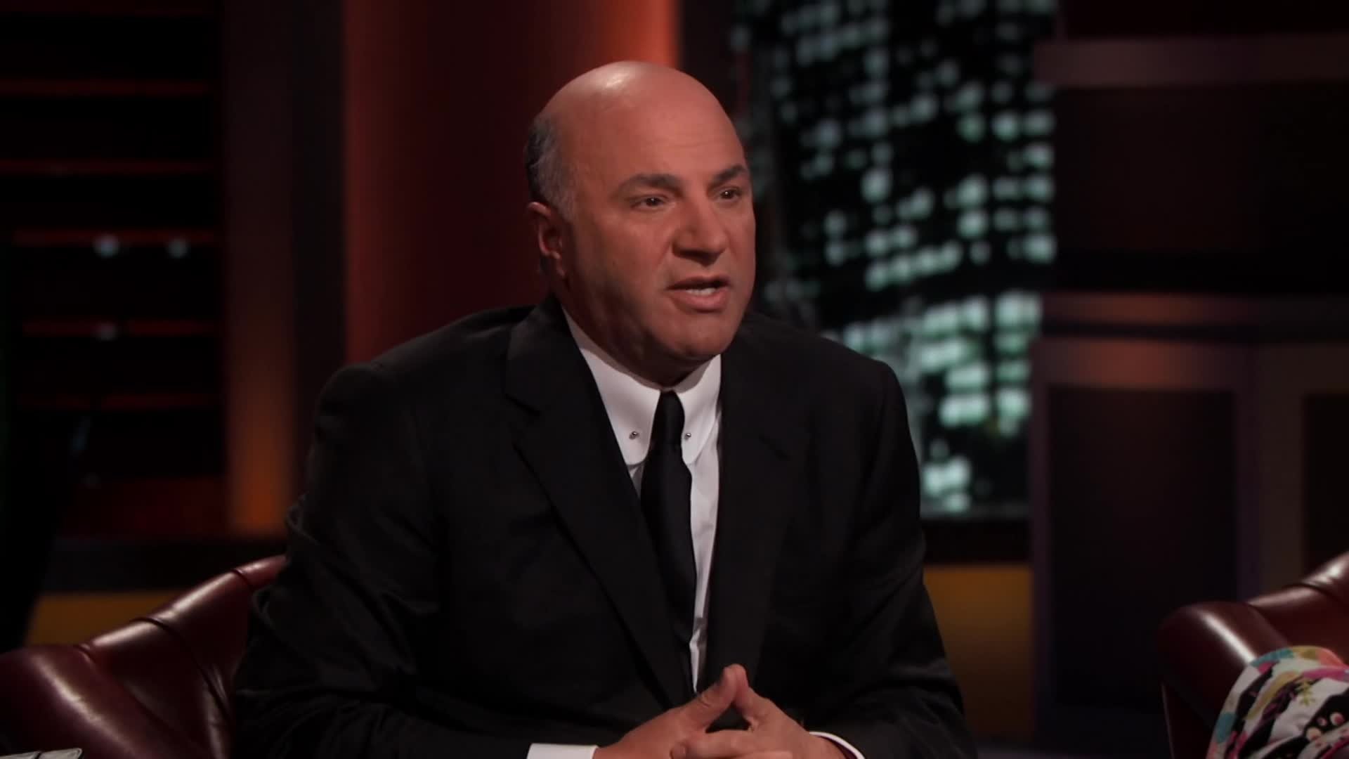 Shark Tank 8x9