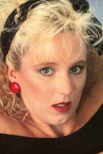 et billede af Julia Reaves