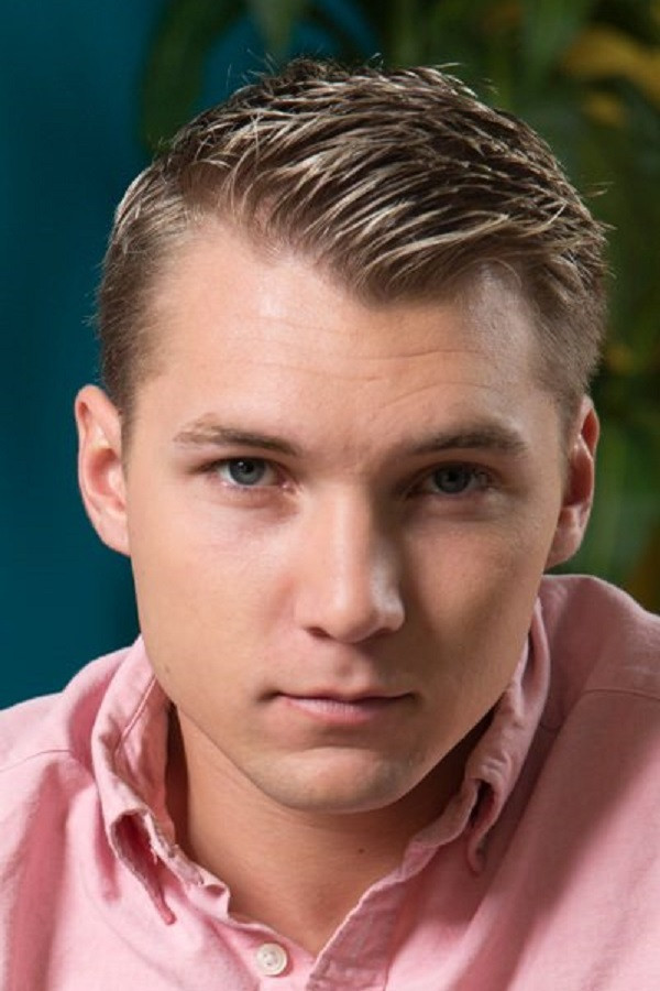 et billede af Elye Black