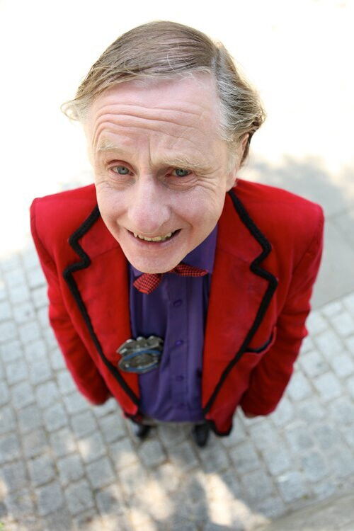 et billede af Dewi Savage