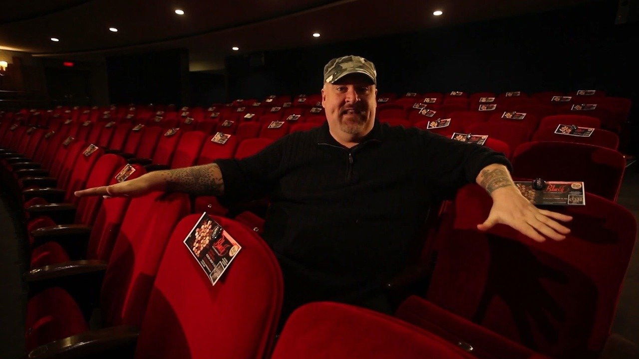 Knock Knock Ghost S01E02 backdrop