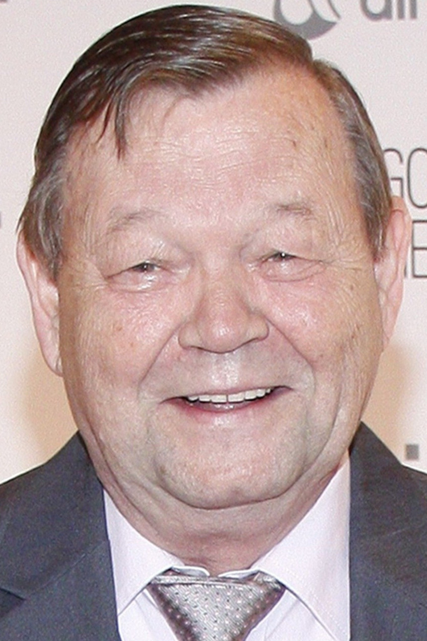 et billede af Ernst-Georg Schwill