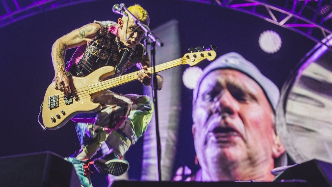Red Hot Chili Peppers - Live Reading Festival 2016 (2016)
