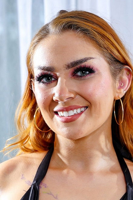 et billede af Kira Fox