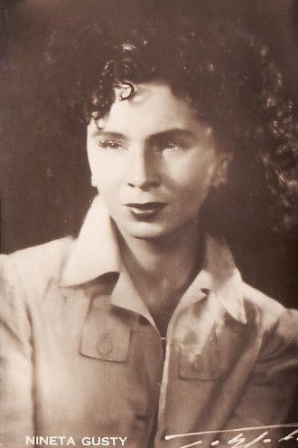 et billede af Nineta Gusti