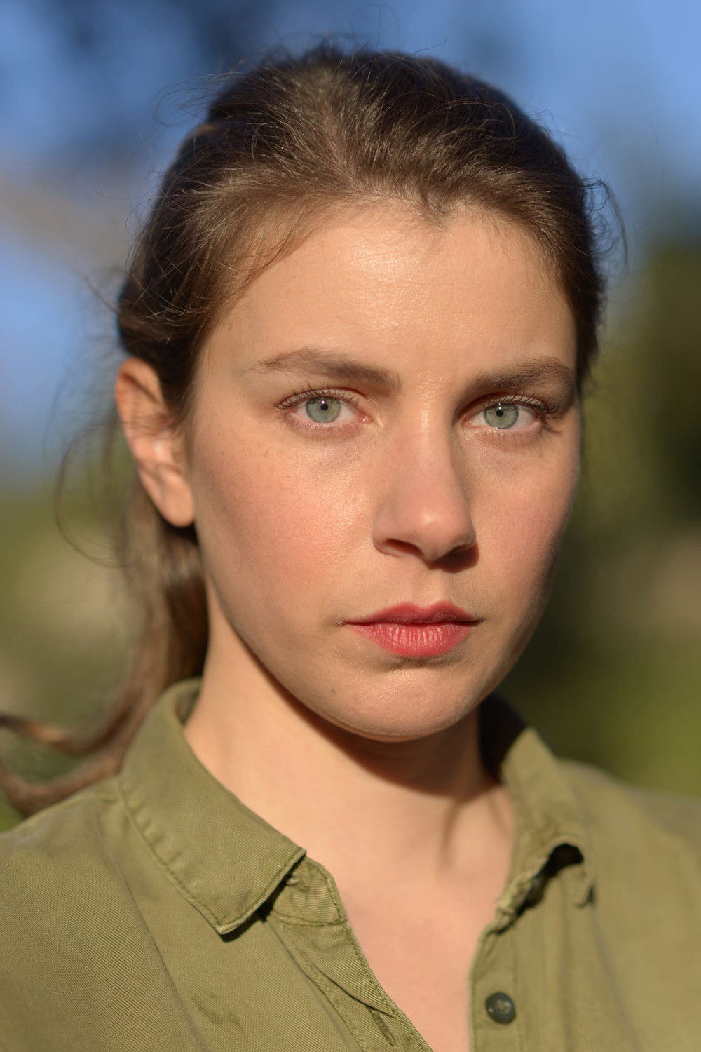 et billede af Nancy Boukli