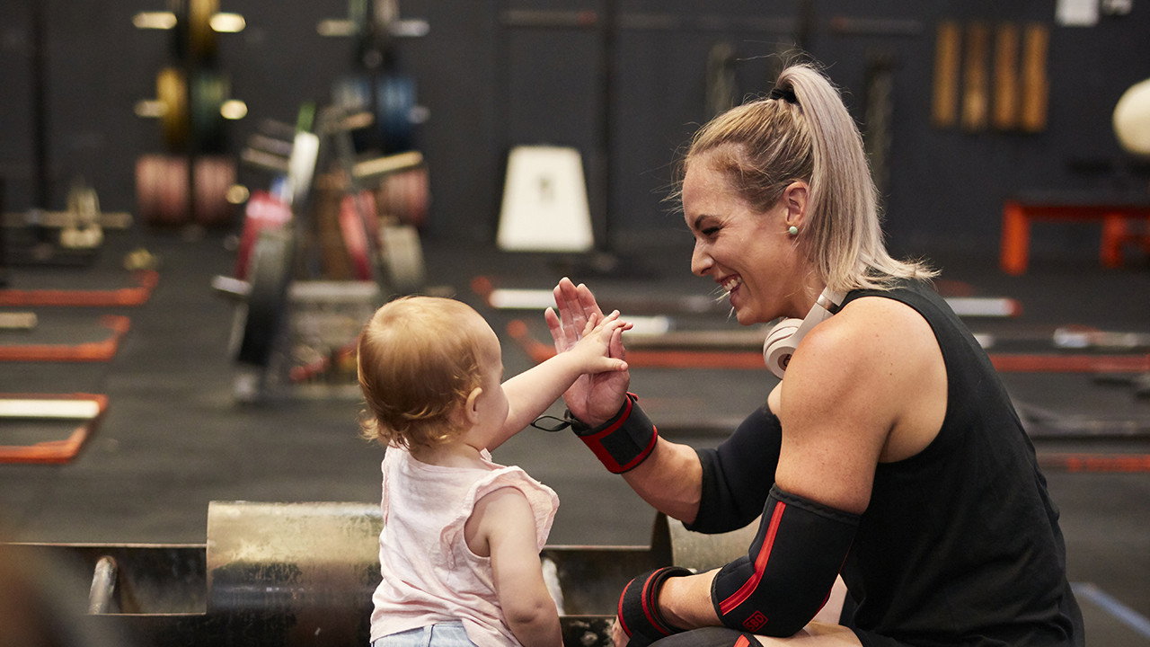 Strong Women S01E03 backdrop