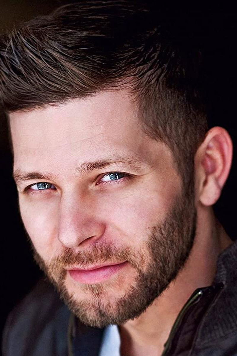 et billede af Marshall Foster