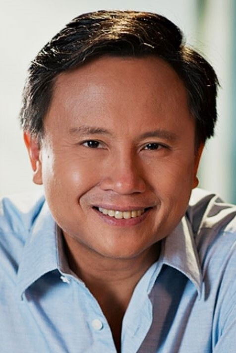 et billede af Howie Severino