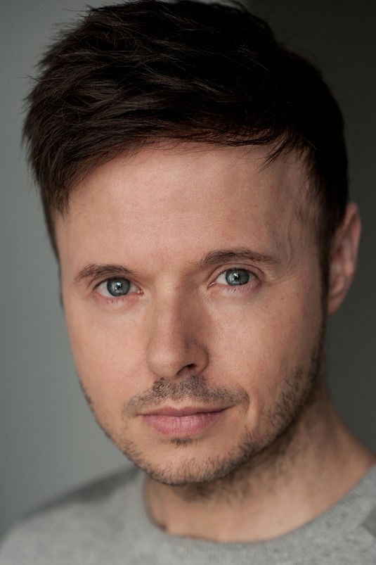 et billede af Lee Brennan