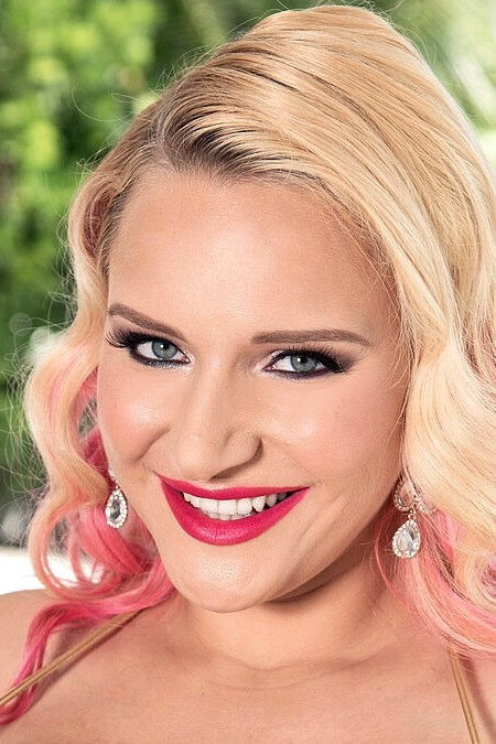 et billede af Dolly Fox