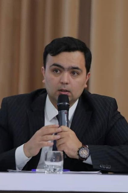 et billede af Nozim Safari