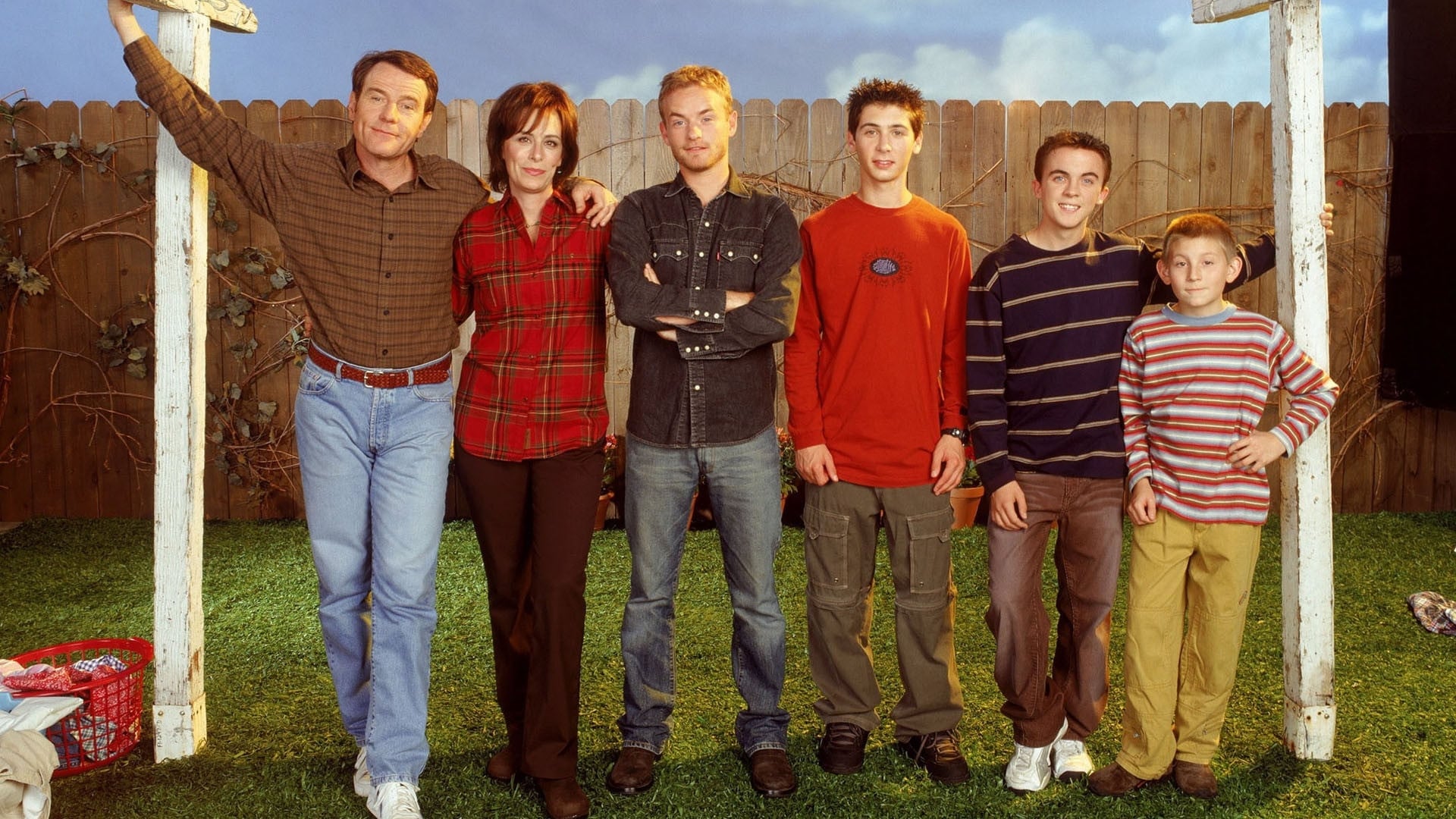 Watch Malcolm in the Middle - Season 2 Episode 3 : Lois's Birthday Ful...