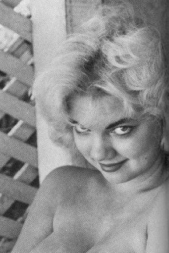 et billede af Laine Carlin