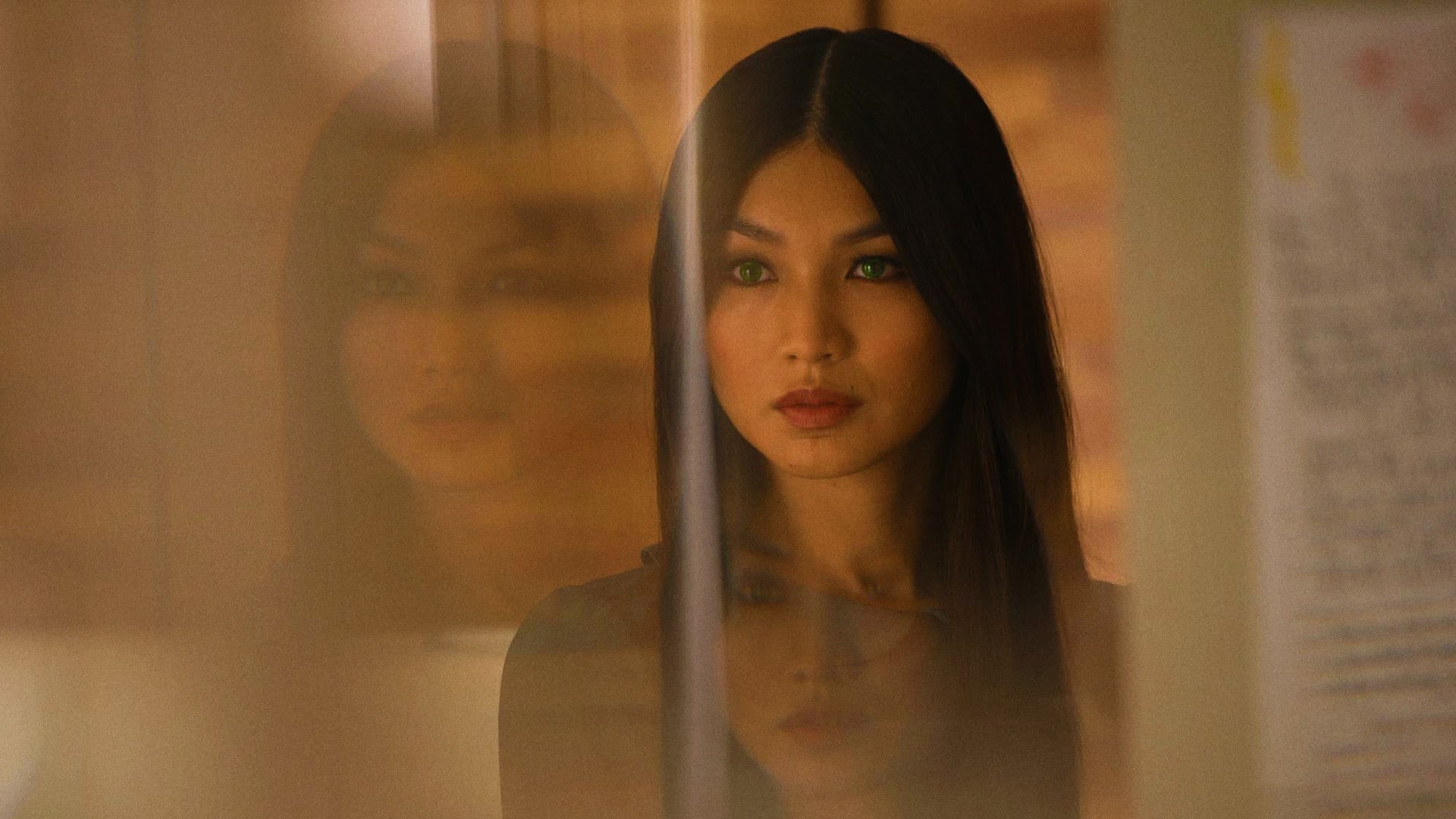 Image avec Gemma Chan ppn93lzg7gn4g2vdk7hickeyavgjpg