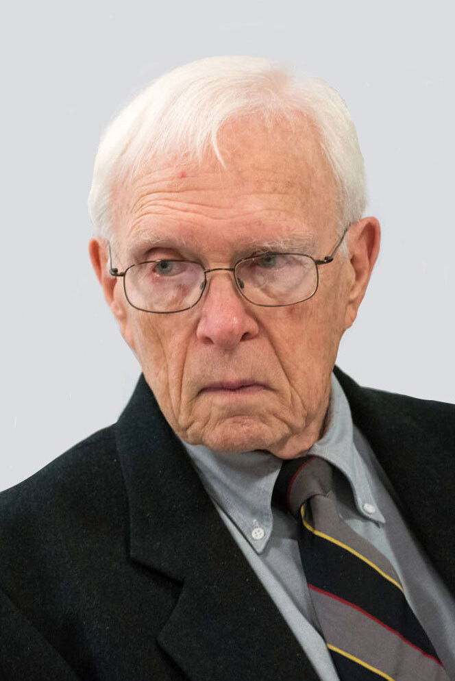 et billede af Stanley G. Payne