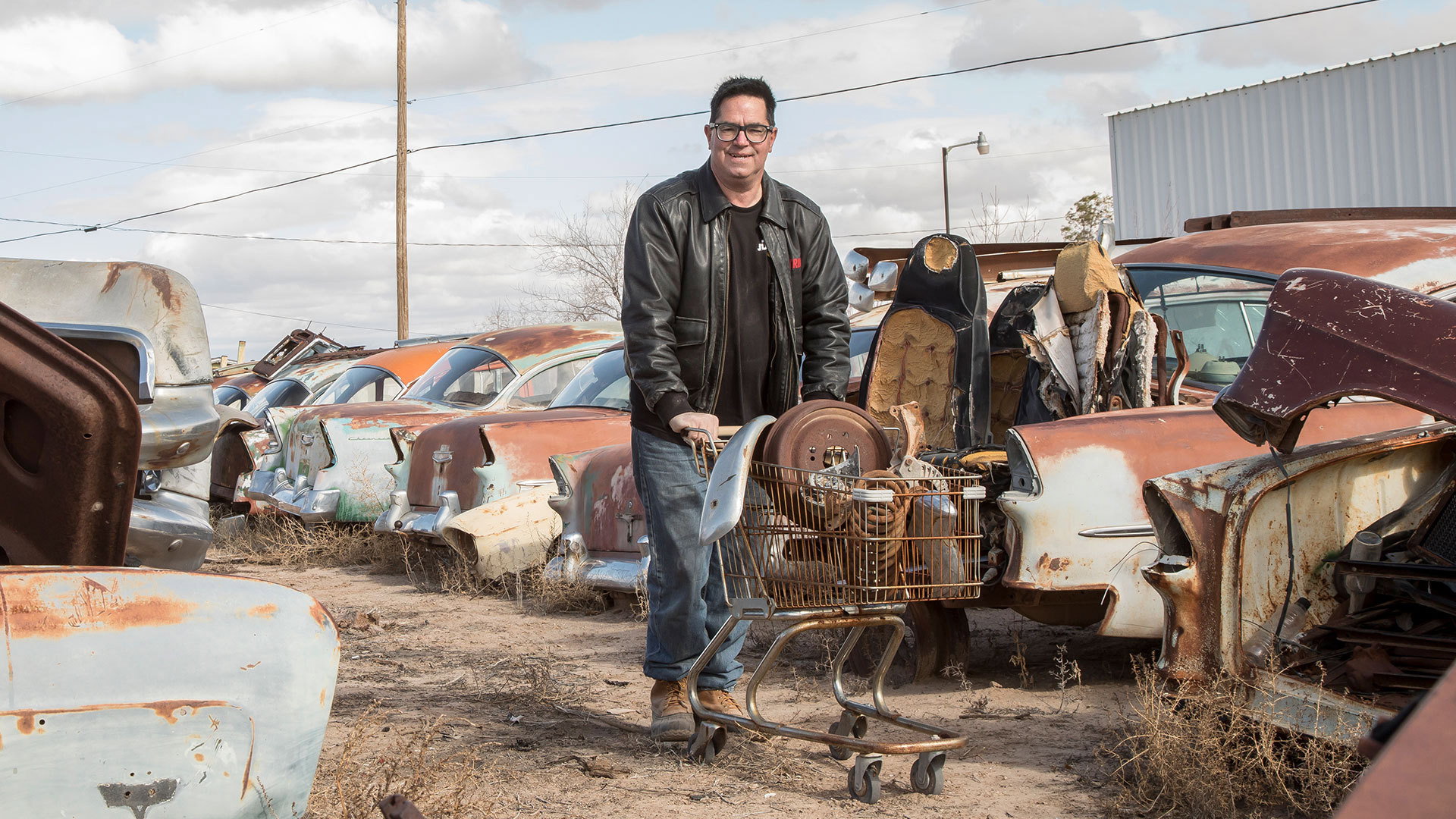 Roadkill's Junkyard Gold S03E04 backdrop