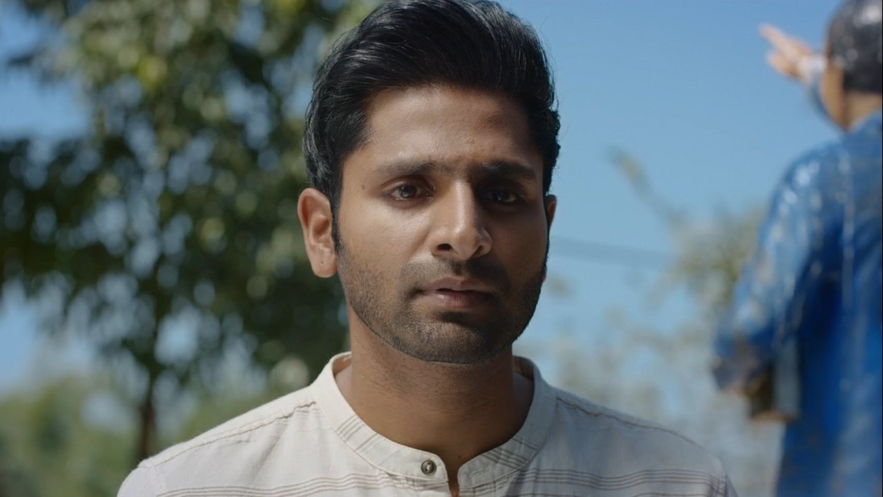 Thumbnail for Chhod Ke Gayil Aasaan Hola Season 1 Episode 3