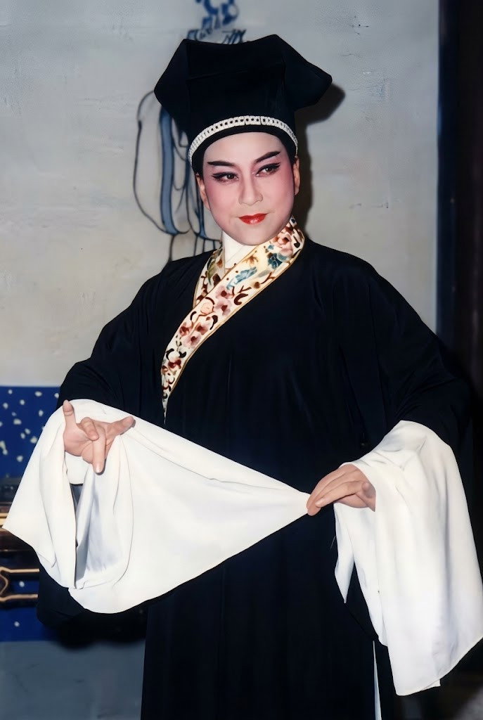 Profile 毕春芳 with character 林招得