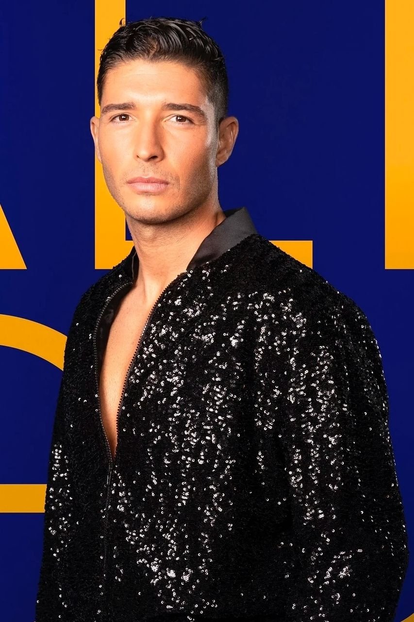 Álex Ghita's picture in the cast