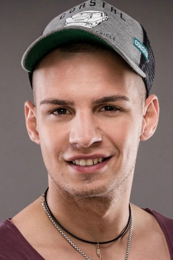 et billede af Pietro Lombardi