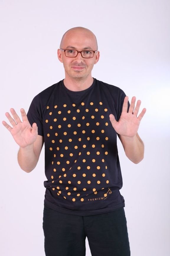 Claudiu Maier's picture in the cast