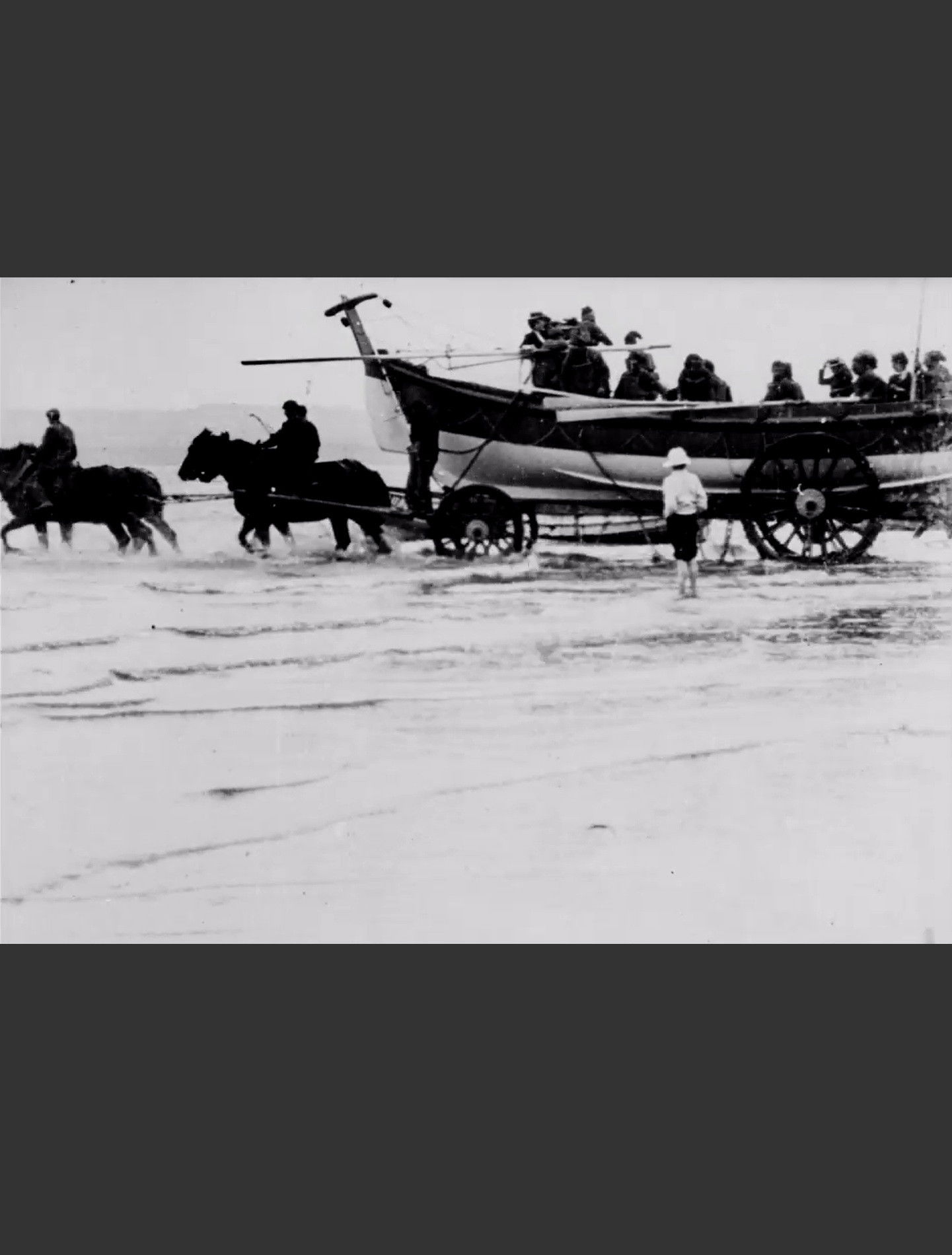 Launch of the Filey Lifeboat