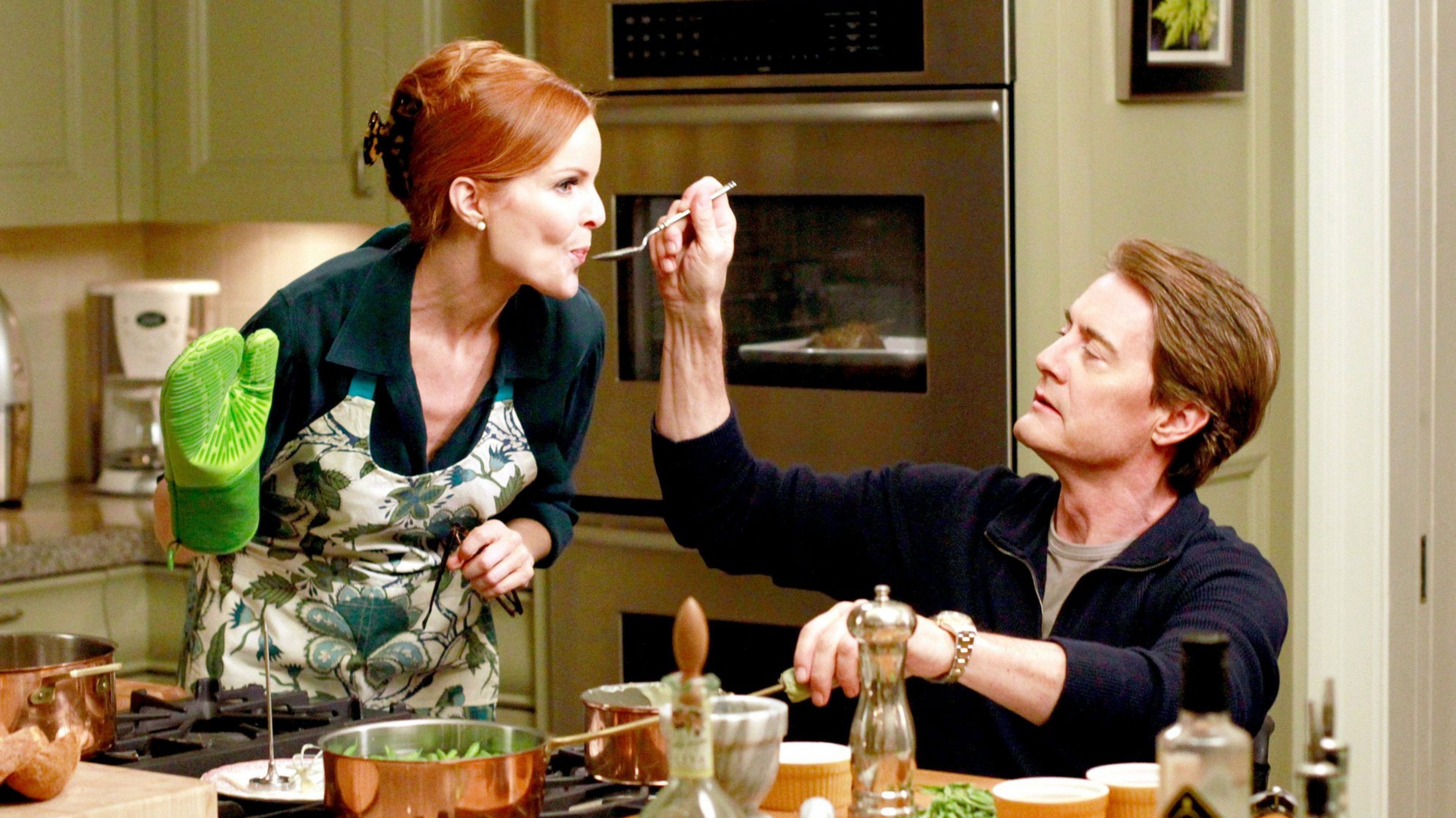 Desperate Housewives Season 8 :Episode 14  Get Out of My Life