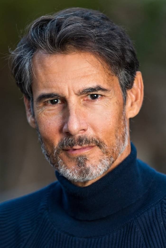 et billede af Frankie Dell