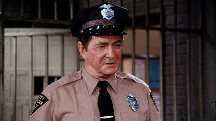 S3E7 · Jailhouse Rock