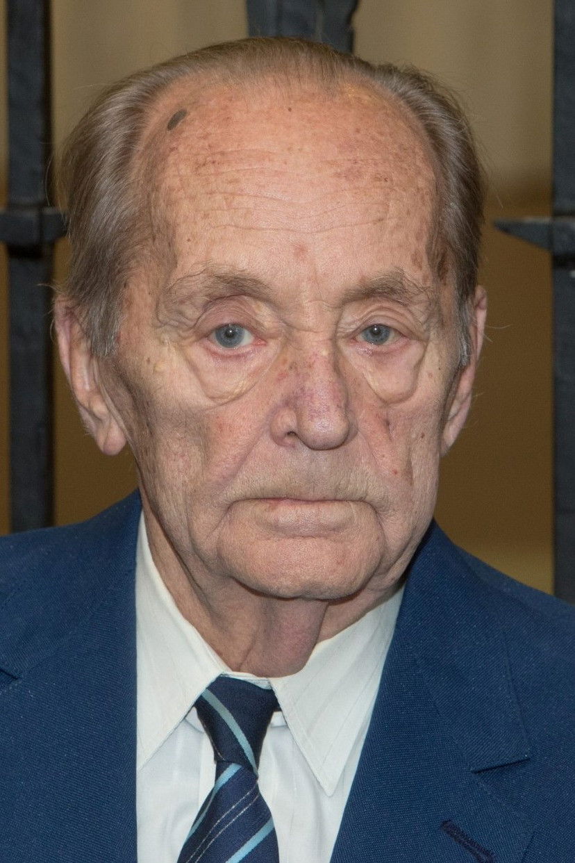 et billede af Vaino Väljas