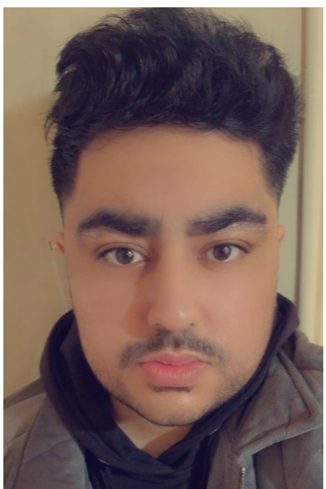 et billede af Zain Ali