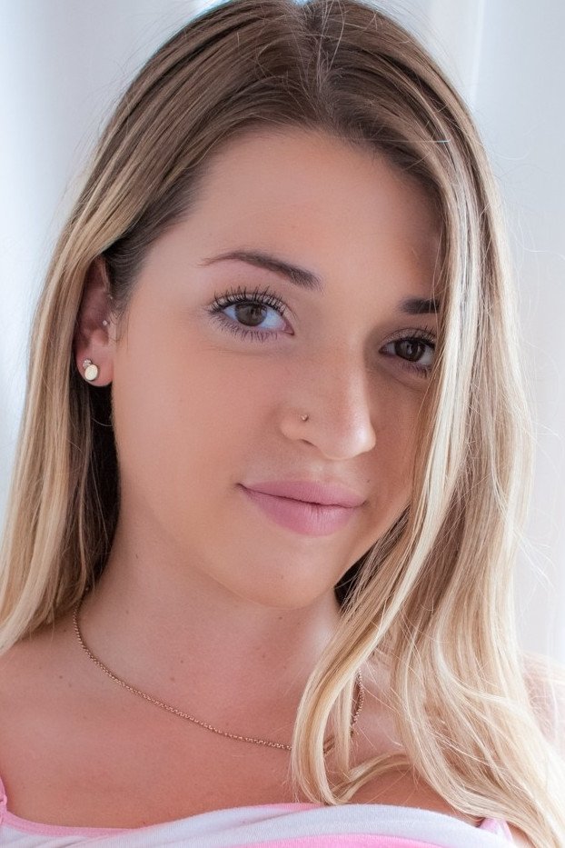 et billede af Jenna Ashley