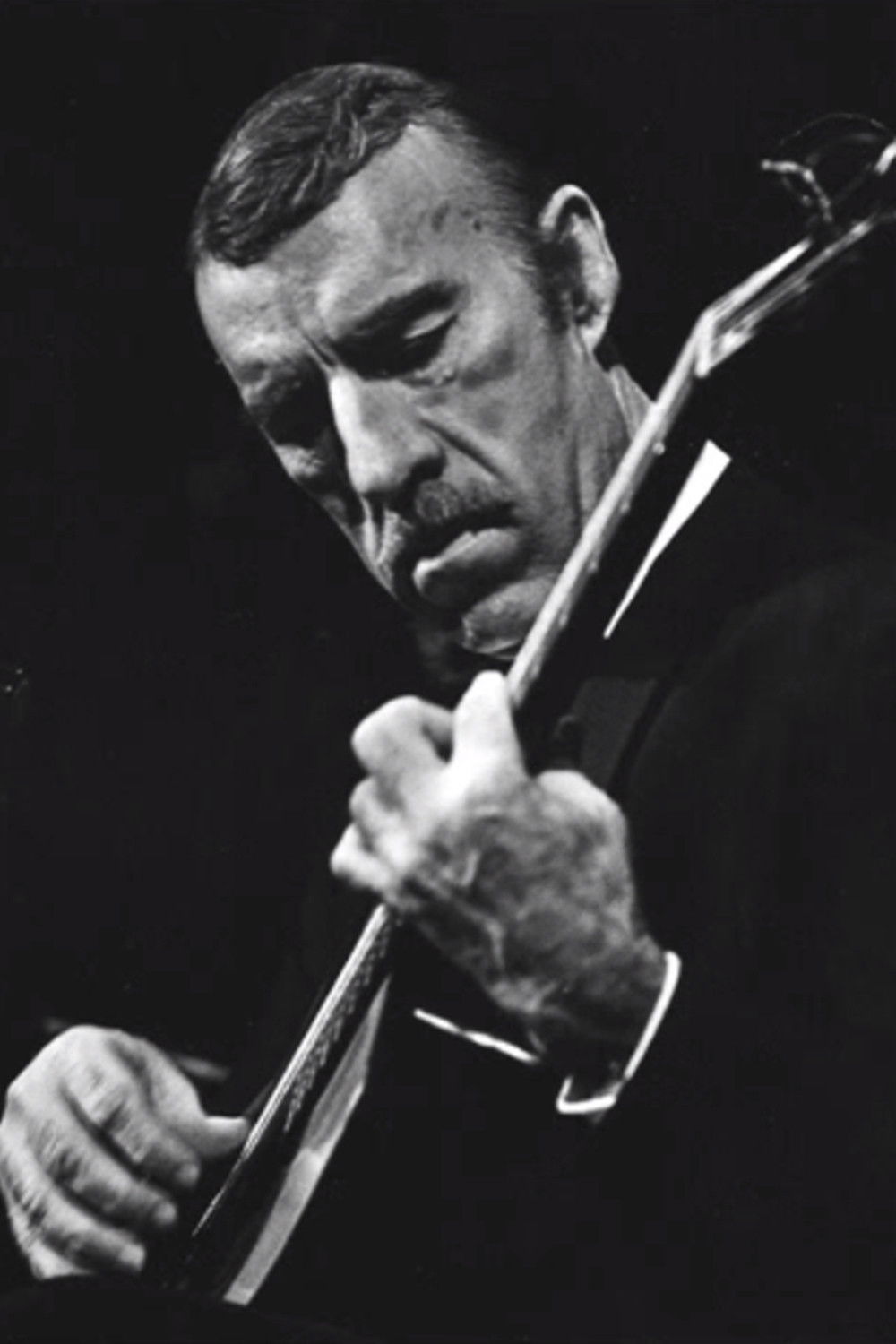 et billede af Edmundo Rivero