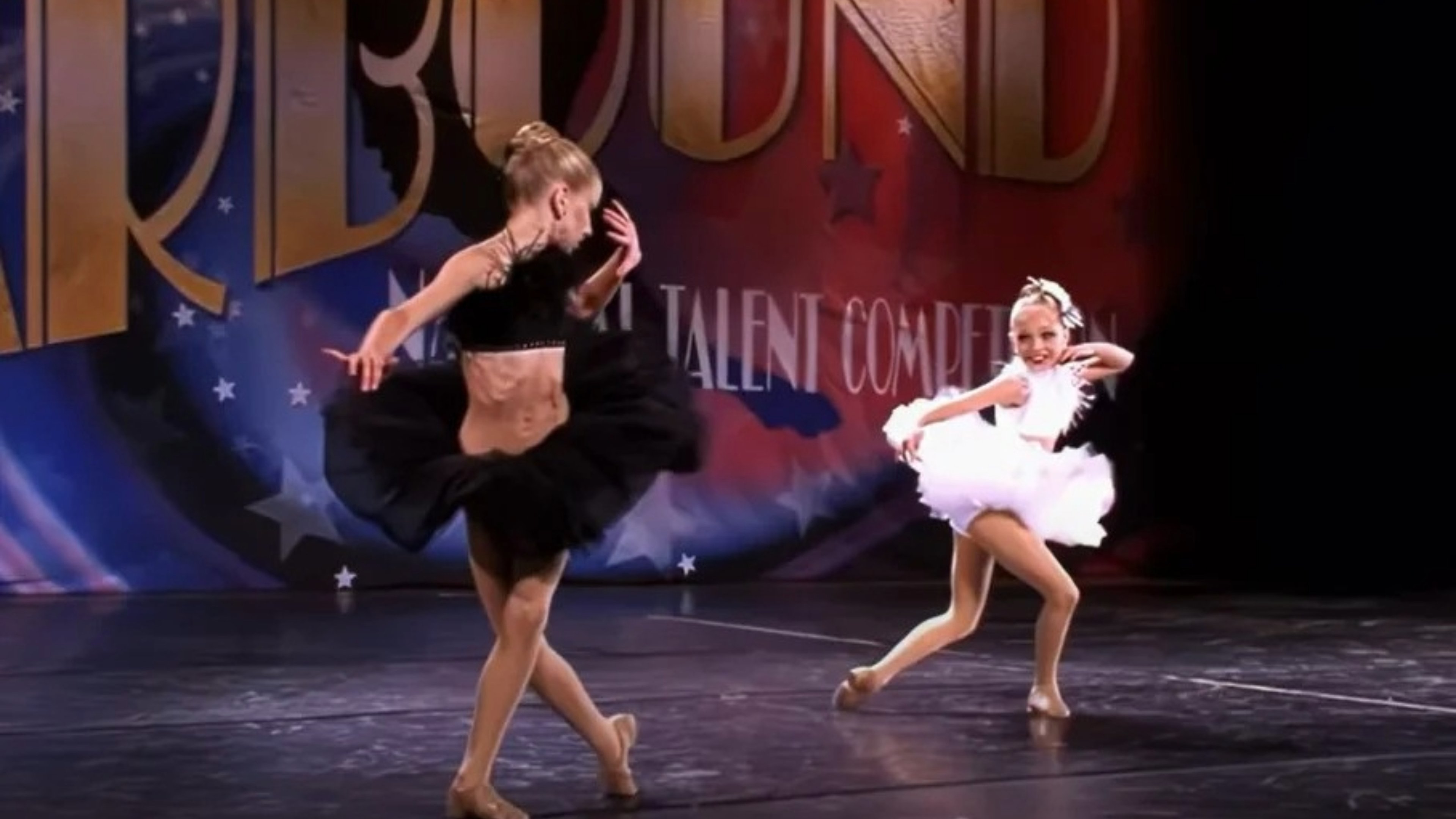 Dance Moms - Season 3 Episode 6 : Boys are Cuties, Girls have Cooties