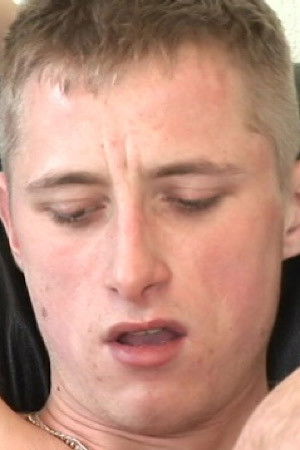 et billede af Dominic Powell