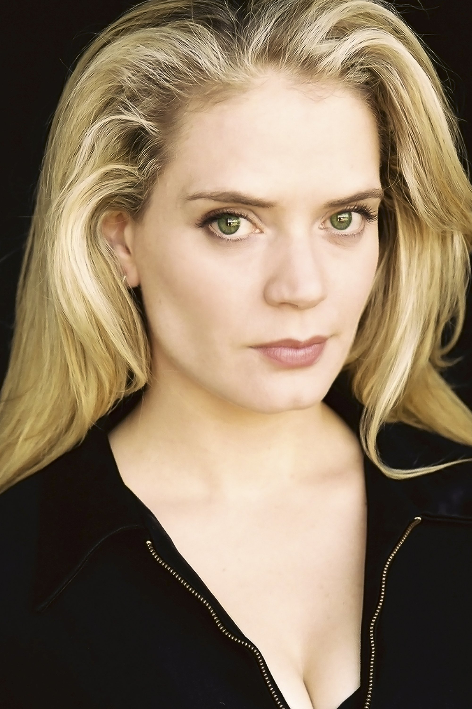Kipleigh Brown's picture in the cast