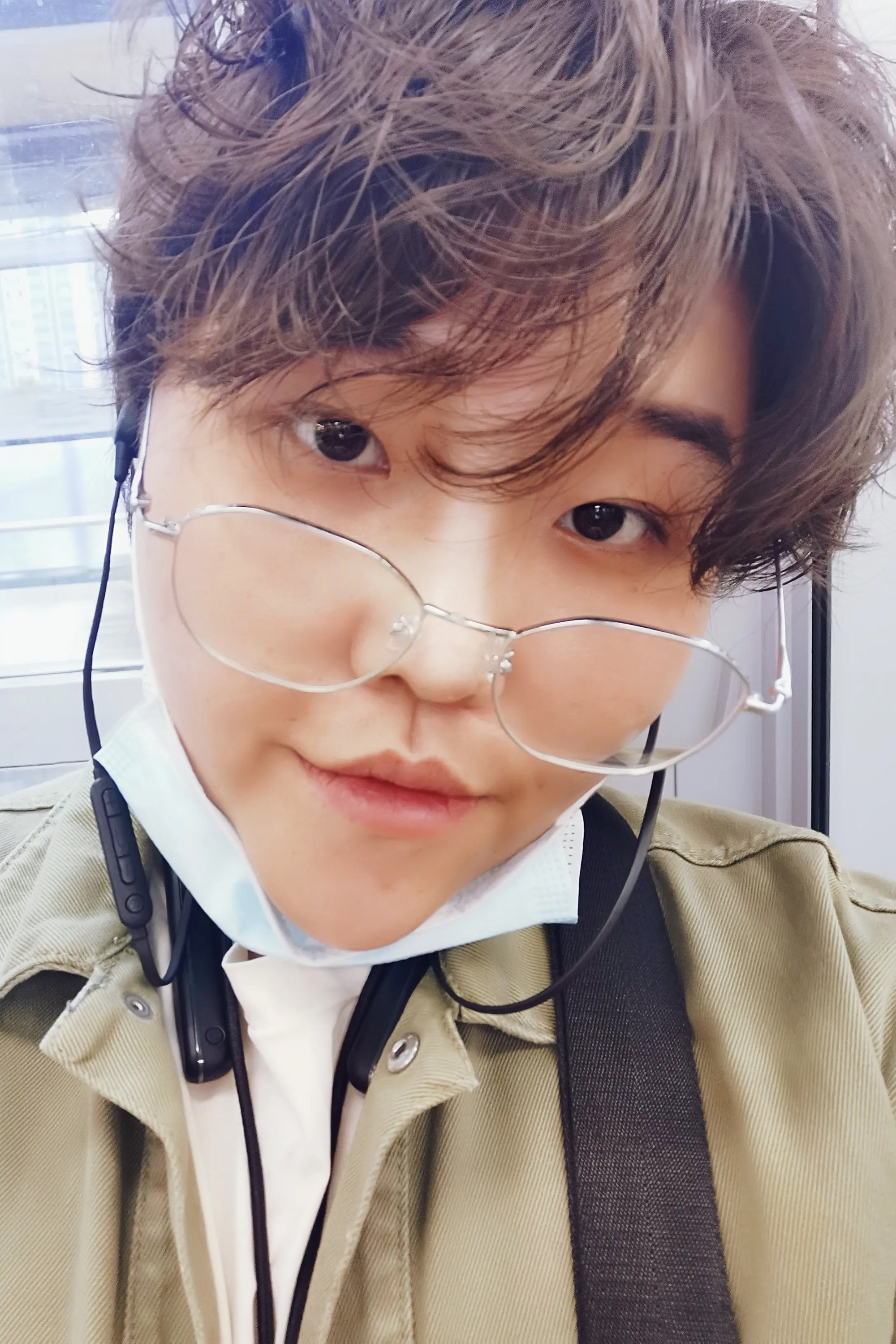 李郝瑞's picture in the cast