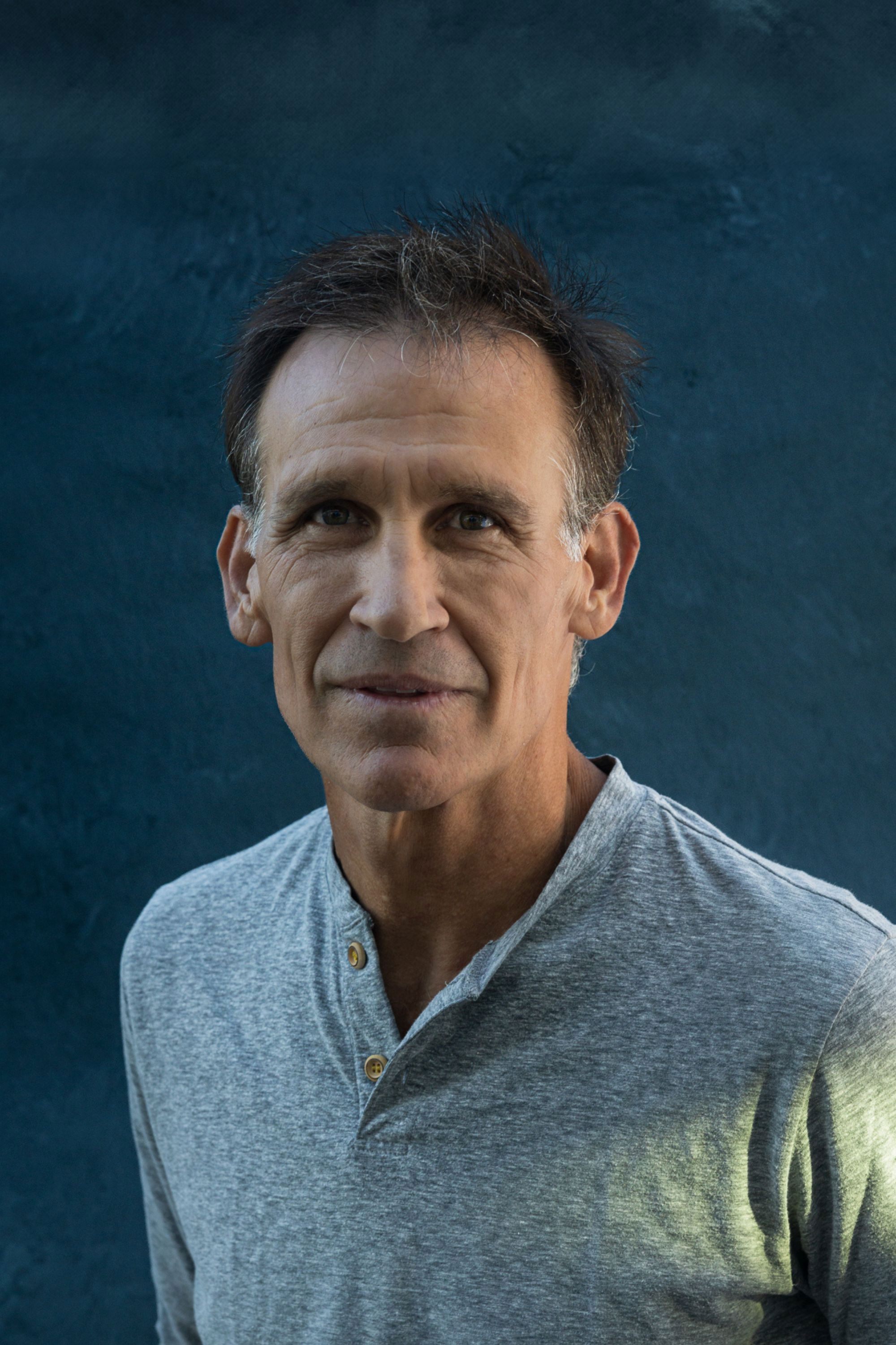 et billede af Todd Sells