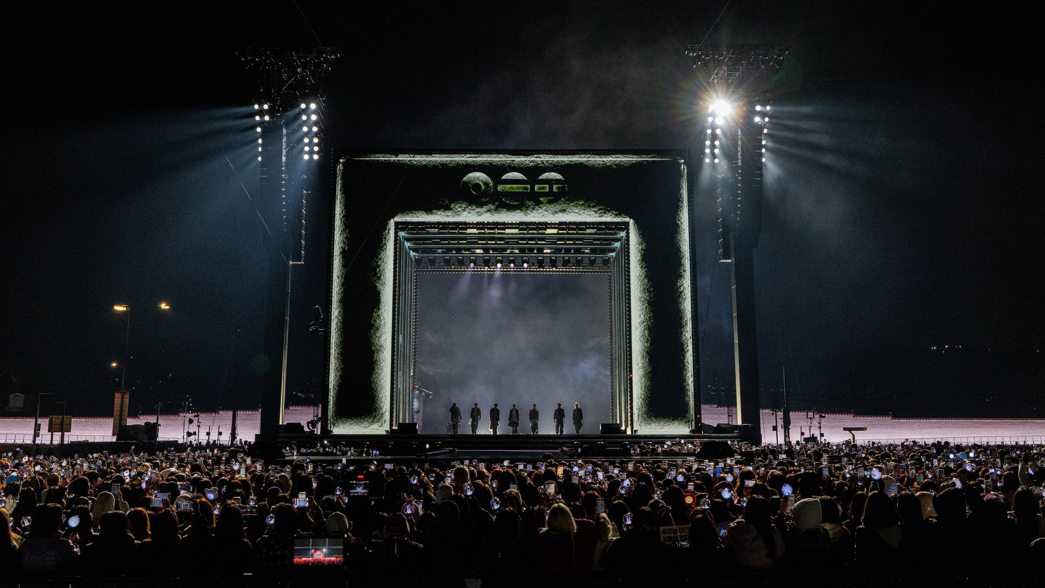 BTS THE COMEBACK LIVE | ARIRANG backdrop