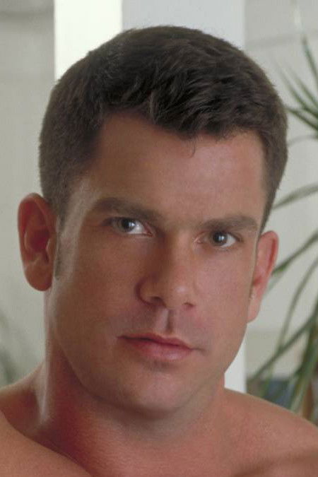 et billede af Bruce Matthews