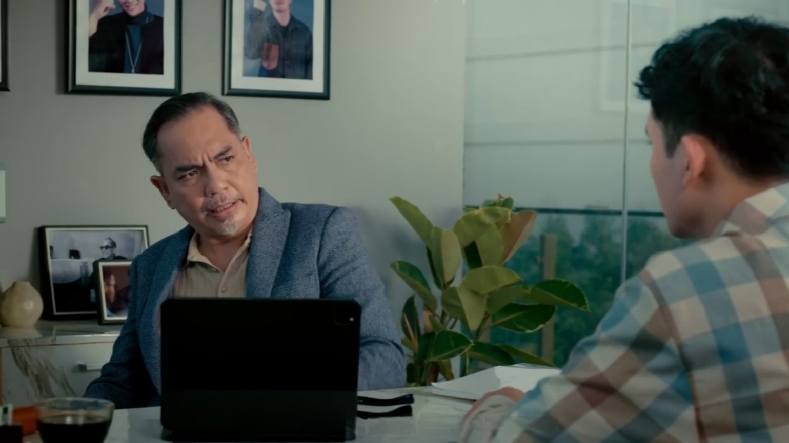 The Ultimate Actor backdrop