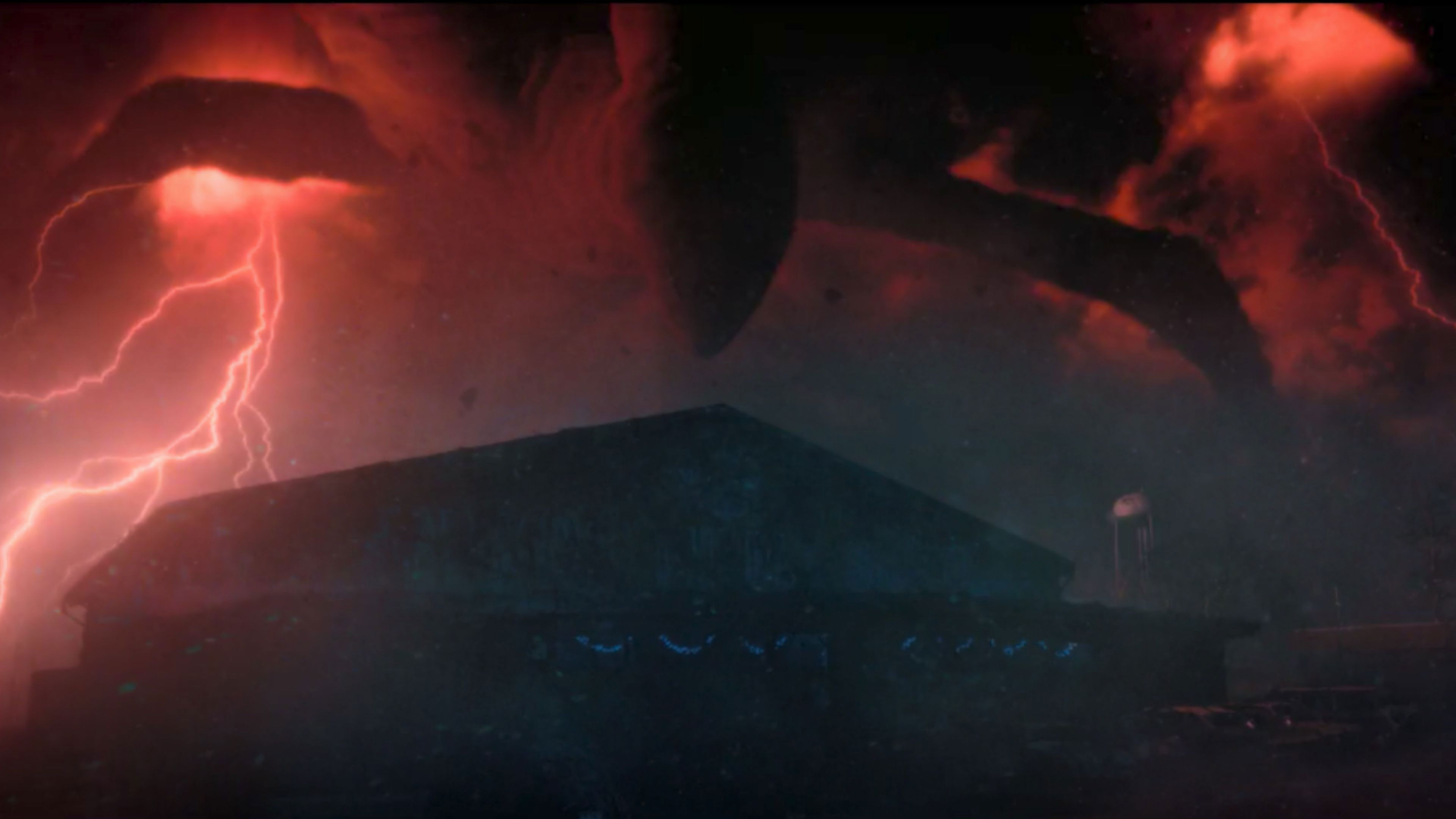 Stranger Things - Season 2 Episode 1 : Chapter One: MADMAX