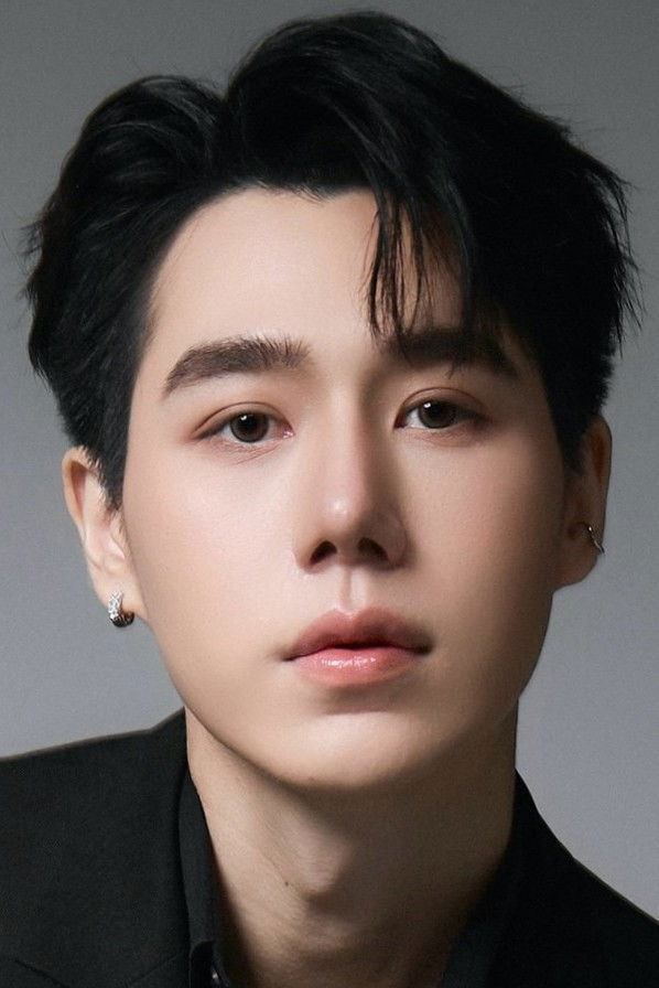 et billede af Chanapoom Thenwong