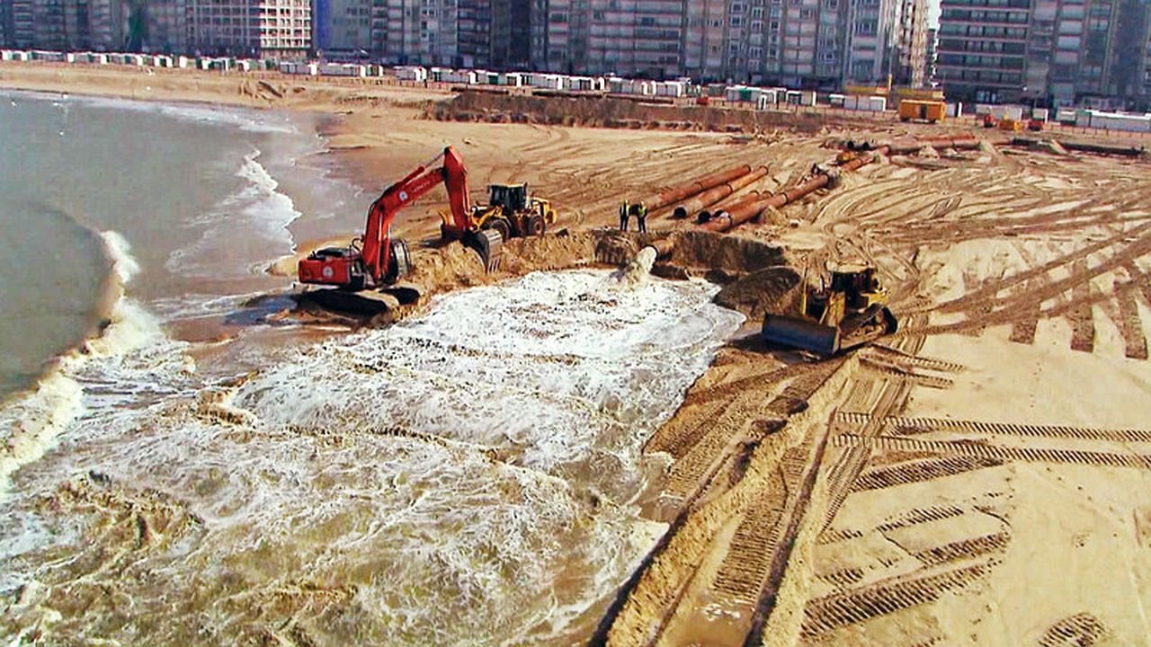 Le sable - Enquête sur une disparition (2013)