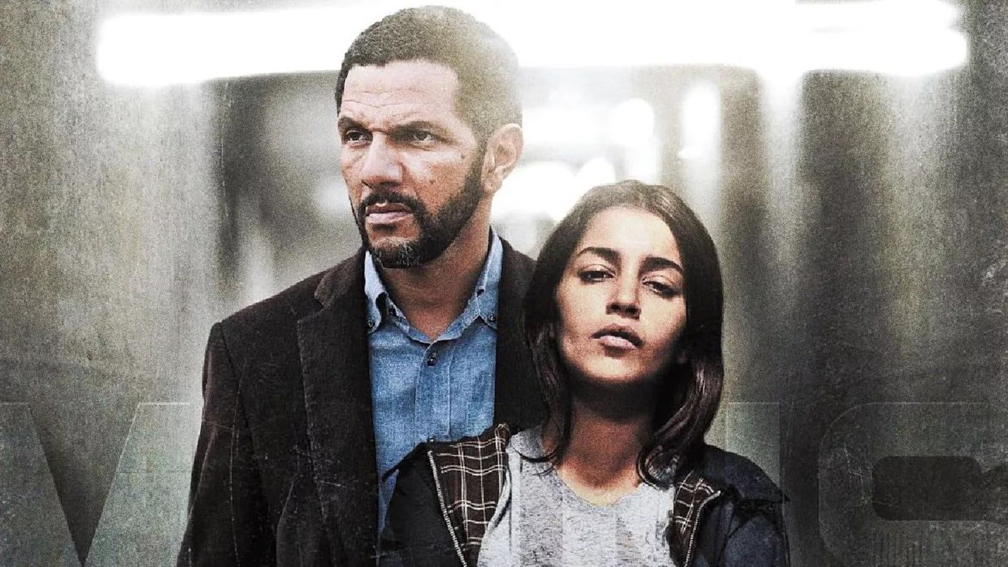 Armed Hands (2012)