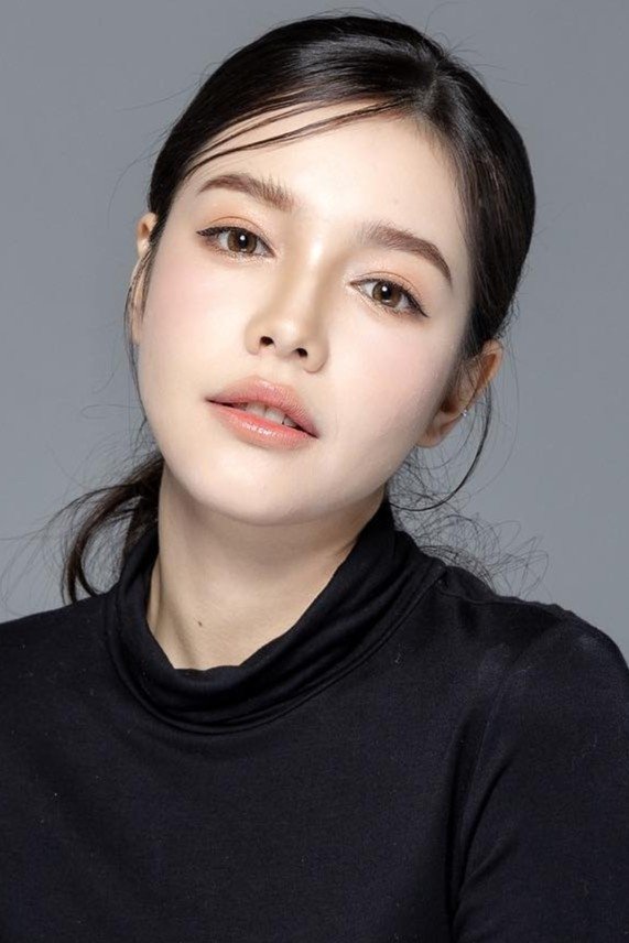 Nina Pichayanin Pichayadechakarn's picture in the cast