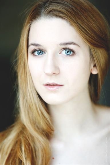 et billede af Mylene Bude