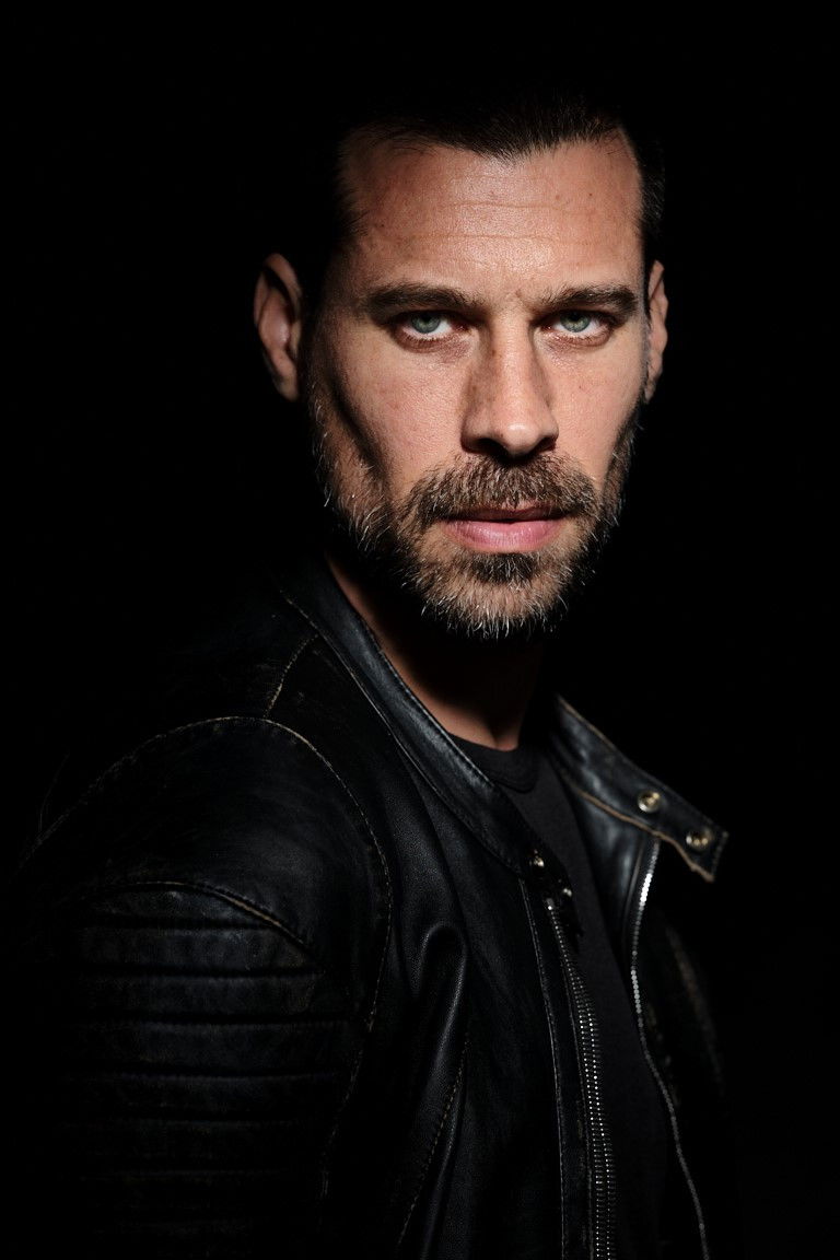 et billede af Guy Adler