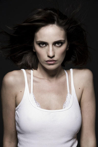 Mali Levi's picture in the cast